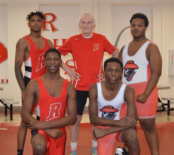 Varsity Roughrider Wrestling Team 2021-2022